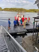 Táxi náutico vira na Baía de Paranaguá e mulher de 63 anos morre