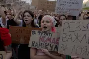 Ucrânia: 3º dia de protestos contra demissão de ministro da Defesa