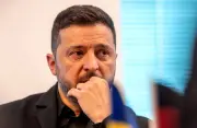Ucrânia ataca refinaria russa e Zelensky anuncia reforma ministerial