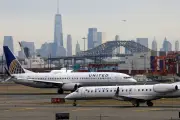 United Airlines tem lucro de US$ 805 mi no 2º tri, acima do esperado