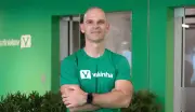Vakinha foca na essência e supera ameaças como o Pix para liderar doações