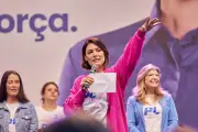 Vídeo de Michelle supera carta de Bolsonaro em repercussão nas redes