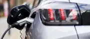 Vendas de carros elétricos disparam 150% na Austrália; baterias ainda são ponto fraco