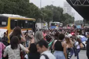 Ventania no Rio causa caos e medo no retorno para casa; ventos ultrapassam 70 km/h