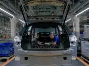 Volkswagen cortará metade dos modelos e pode fechar fábricas