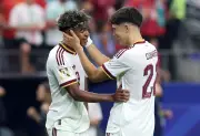 Yamal e Cubarsí: adolescentes na final da Copa buscam manter invencibilidade histórica