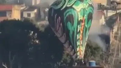Balão cai em área residencial no Engenho de Dentro, Zona Norte do Rio