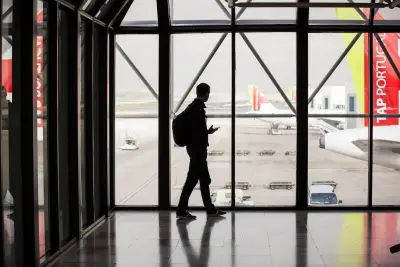 Brasileiro perde viagem a Portugal após passaporte sumir na VFS