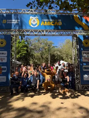 Caminhada do Amicão reúne famílias e pets em Paraíba do Sul