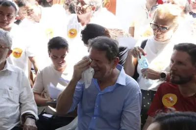 Cid Gomes passa mal em convenção e explica síncope vasovagal