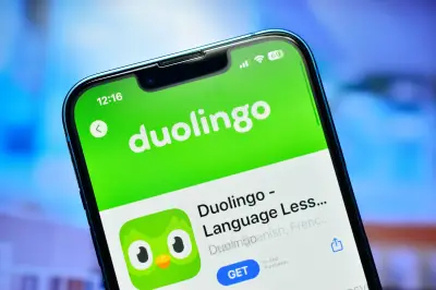 Duolingo na mira do ECA Digital: especialistas veem mecanismos viciantes