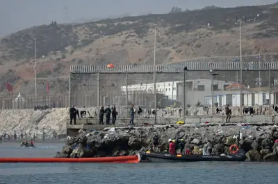Espanha instala barreira no mar em Ceuta após retorno em massa