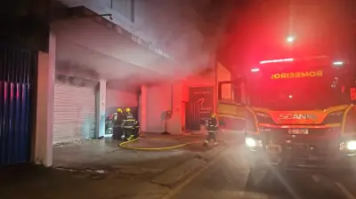Incêndio atinge andar superior de imóvel comercial em Santarém