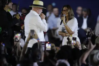 Lula critica falta de mulheres na convenção e dá voz a Janja