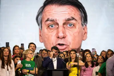 Moraes dá prazo para PGR opinar sobre recursos de Bolsonaro