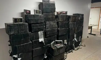 Nove suspeitos presos e 1 tonelada de cocaína apreendida em Salvador