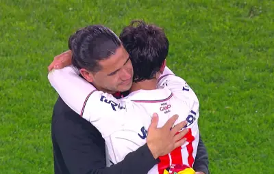 Pai e filho se emocionam em duelo inédito no Campeonato Uruguaio