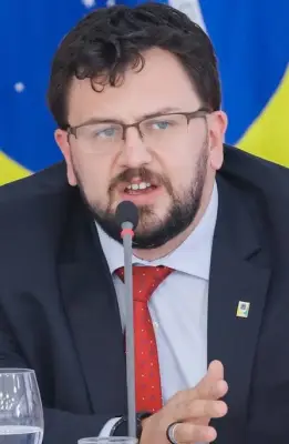 Planalto admite constrangimento com empréstimo a ex-chefe de gabinete de Lula