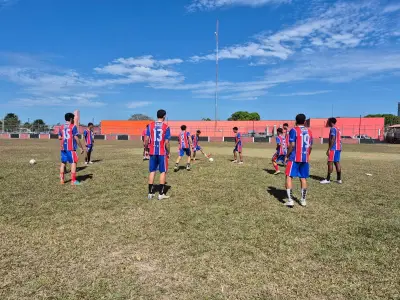 Plácido de Castro goleia amistoso e técnico projeta Série B