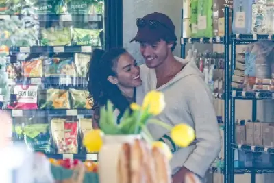 Shawn Mendes se declara para Bruna Marquezine em aniversário