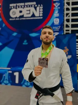 Thiago Brito: professor de jiu-jitsu é detido nos EUA; saiba quem é