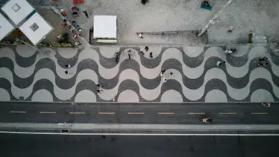 Tolerância Zero reduz ambulantes na orla de Copacabana