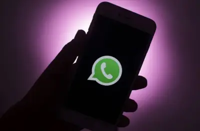WhatsApp bloqueia contas em massa; usuários relatam falhas