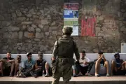 22 líderes da UE pedem reunião urgente sobre crise migratória em Ceuta