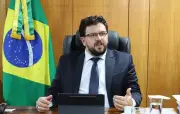Aliados de Lula criticam ex-assessor por pedir dinheiro a lobista