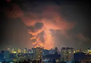 Ataque russo a Kiev mata 17 e fere dezenas