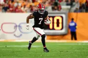 Bijan Robinson renova com Falcons por US$ 75 mi e quebra recorde