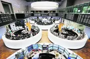 Bolsas da Europa renovam recordes com alívio no petróleo e balanços fortes