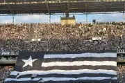 Cauã Machado assina contrato profissional com o Botafogo até 2029