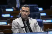 Cleitinho recua e pede para ser candidato em convenção do Republicanos