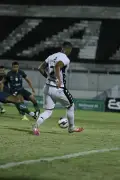Comercial perde para União São João, mas segue líder da Copa Paulista