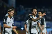 Corinthians chega embalado a Porto Alegre para enfrentar o Inter