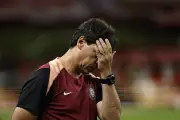 Corinthians perde para o Inter e precisa de três gols na volta