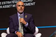 Crédito global: juros altos e risco menor, diz Oaktree
