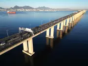 Desafio da Ponte reúne 6 mil corredores na travessia de 21 km