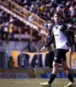Diego Mori celebra acesso do Independente-SP à Série A4