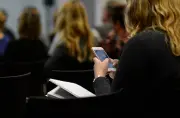 Estudo revela que um em cada três jovens vê conteúdo de automutilação online
