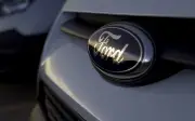 EUA alertam: carros Ford antigos têm risco de segurança