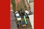 Jovens são presos após assaltar casa de promotor aposentado em Cuiabá