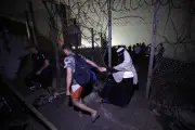 Migrantes deixam Ceuta em massa enquanto UE reforça fronteira