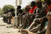 Milhares de migrantes sobrecarregam Ceuta, enclave espanhol