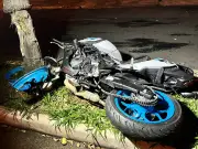 Motociclista morre após moto atingir árvore em Limeira