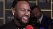 Neymar chega a Belém sem craque; jogador se junta na terça
