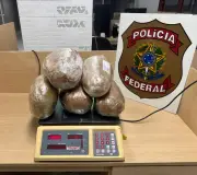 PF e PRF apreendem 14kg de cocaína em Macaé; suspeito preso