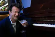 Piano-bares em São Paulo: tradição e nova geração ganham força