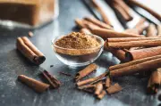 Pipoca doce sem açúcar: canela é aliada, diz nutricionista